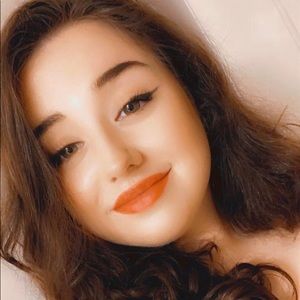 Your Posh Ambassador 💛